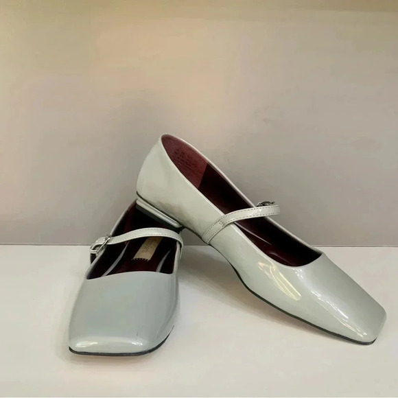 Franco Sarto Tinsley Mary Jane Faux Patent Flat in Grey/Gray- 8 - Picture 9 of 10